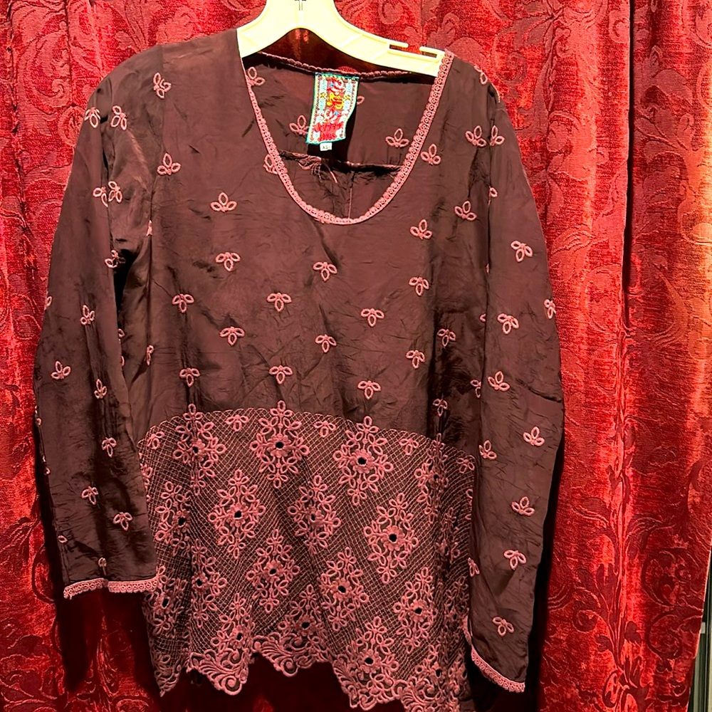 Johnny was embroidery tunic